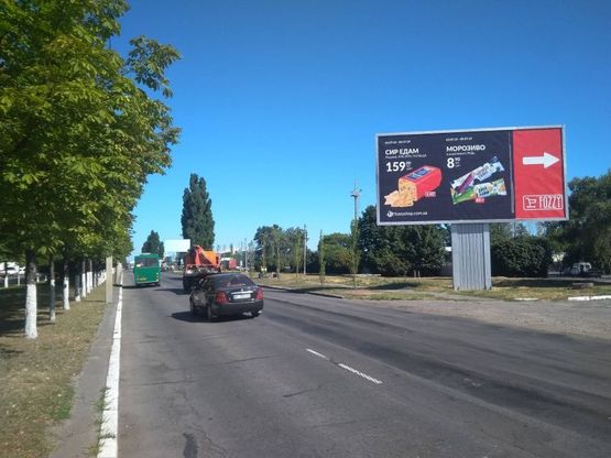 Фото рекламної площини за адресою ул. Киевская, 66 -Г