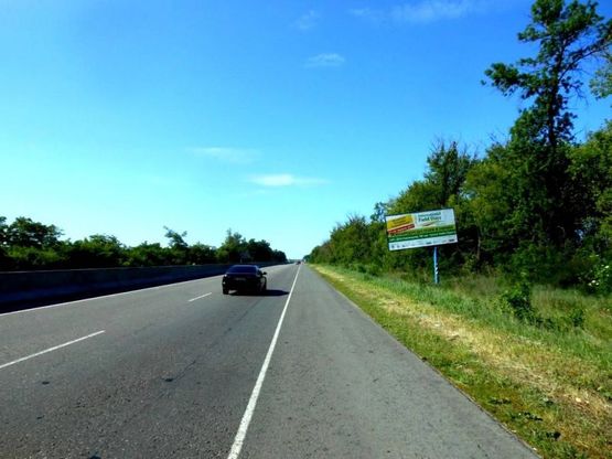 Фото рекламной плоскости по адресу с. Ксаверівка, траса М-05 Київ-Одеса, км 58+270 право