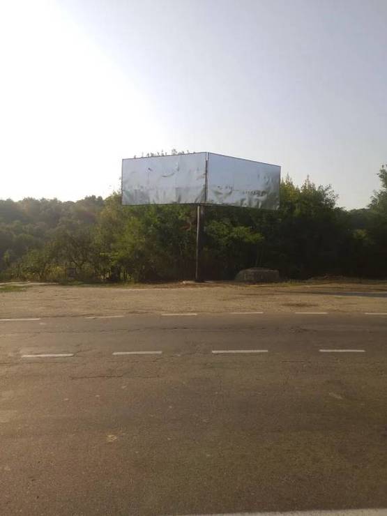 Фото рекламної площини за адресою вул. Вишневецьких, 24 (в'їзд в місто)