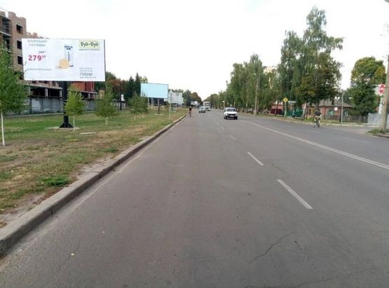 Фото рекламної площини за адресою вул.Гоголя 52, біля м-на Фуршет (в'їзд в місто)