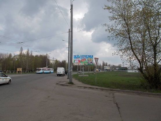 Фото рекламної площини за адресою Ковпака (поворот на Веретиновку)