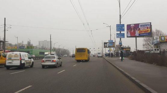 Фото рекламної площини за адресою Большая окружная за 100 м.перед ТЦ Апрель,