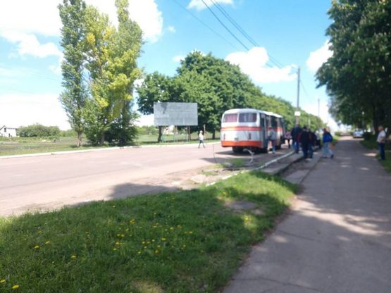 Фото рекламной плоскости по адресу Кіровоградська обл., Смолінська ОТГ, вул.,Казакова 10 (автовокзал)