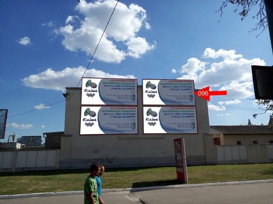 Фото рекламной плоскости по адресу Черновецкая ул