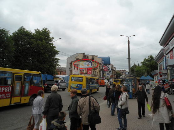 Фото рекламной плоскости по адресу Дністровська, 45 ( ринок) права