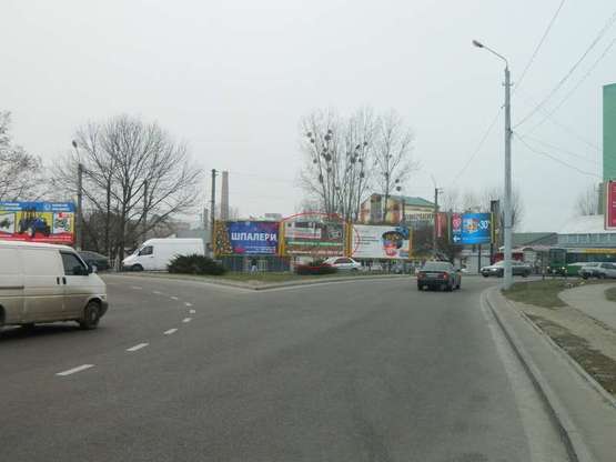 Фото рекламной плоскости по адресу Липинського - вул. Б. Хмельницького (центр)ТЦ Фуршет. АС №2