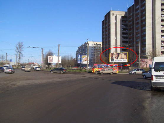 Фото рекламной плоскости по адресу вул.Наукова - вул. Кульпарківська, місце №1