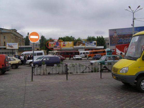 Фото рекламной плоскости по адресу пл.Двірцева   (Автобусна станція)   пл №1