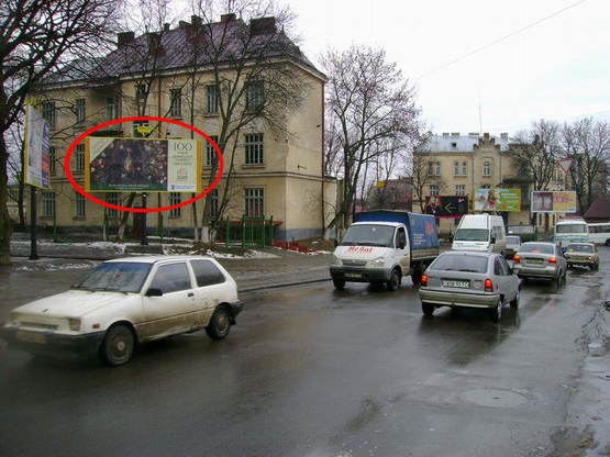 Фото рекламной плоскости по адресу Личаківстка -  Пасічна м.2, ст.Б