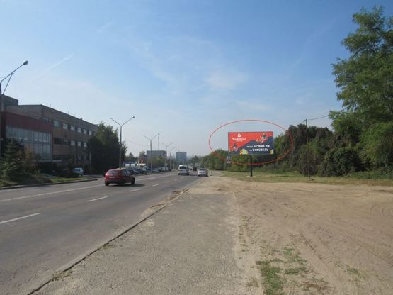 Фото рекламной плоскости по адресу Пасічна (до кільця Зелена-Луганська)