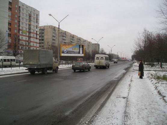 Фото рекламной плоскости по адресу Наукова, 16 (від клубу Мі100 до вул. Стрийської)