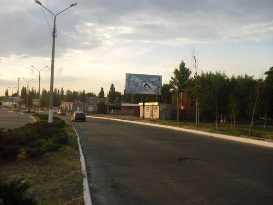 Фото рекламной плоскости по адресу ул.Харьковская,-ул.Маяковского, ( р-н строящейся церкви)