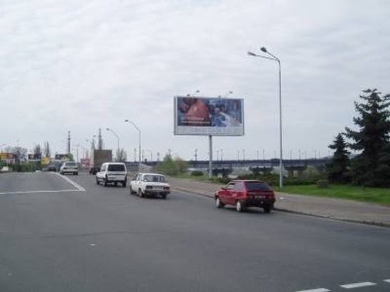 Фото рекламной плоскости по адресу Русановская Наб./Энтузиастов