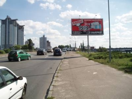 Фото рекламной плоскости по адресу Русановская Наб./Энтузиастов