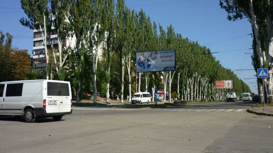 Фото рекламной плоскости по адресу Чумаченко-Комарова