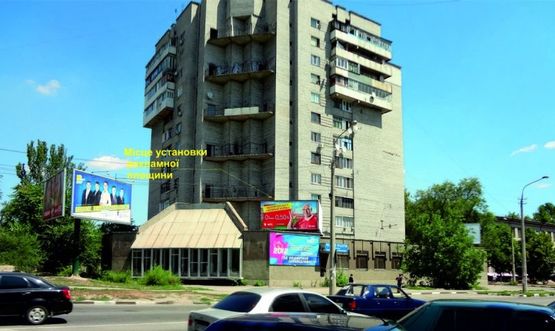 Фото рекламної площини за адресою ул. Школьная, 1, накрышная конструкция