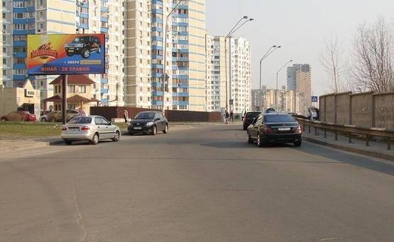 Фото рекламной плоскости по адресу пр-т Григоренко 7 (В) перед пов.на ул.Ахматовой