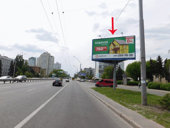 Фото рекламної площини за адресою Победы пр-т 112, возле клуба Бинго, из центра