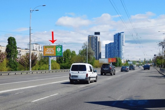 Фото рекламной плоскости по адресу Воссоединения пр-т, 5-й от моста Патона, ж/м Русановка, из центра