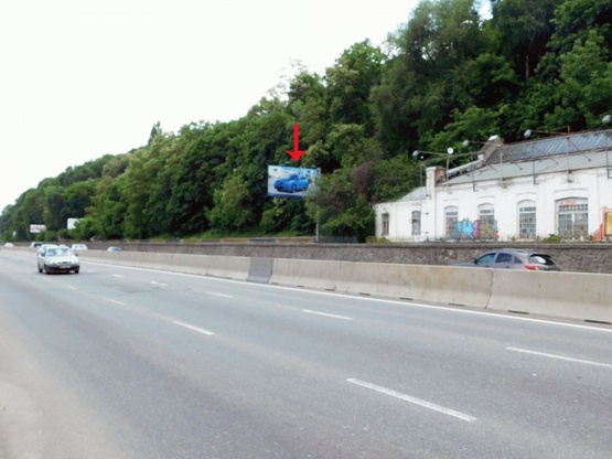 Фото рекламної площини за адресою Набережное шоссе, возле дома №14