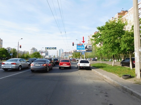 Фото рекламної площини за адресою Маяковского пр-т 52, от пр-та Ватутина