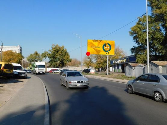 Фото рекламной плоскости по адресу Сверстюка Евгения ул.