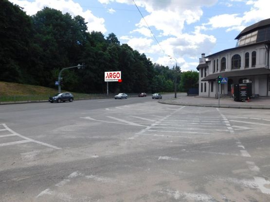 Фото рекламной плоскости по адресу Кайсарова ул. / Каменщиков ул. с центра