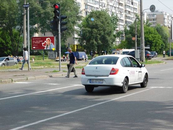 Фото рекламной плоскости по адресу Тростянецкая ул. 3