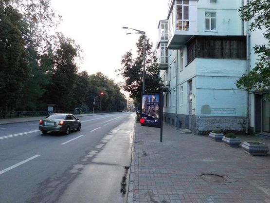 Фото рекламной плоскости по адресу Грушевского Михаила ул. 28/2