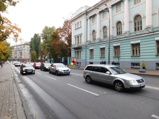 Фото рекламної площини за адресою Грушевского Михаила ул. 30/1