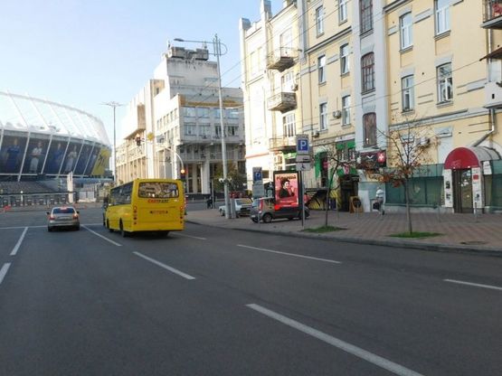 Фото рекламної площини за адресою Эспланадная ул. 34/2