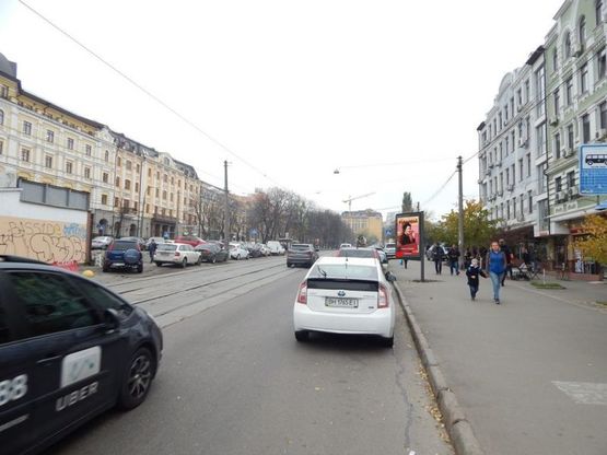 Фото рекламной плоскости по адресу Нижний Вал, 15
