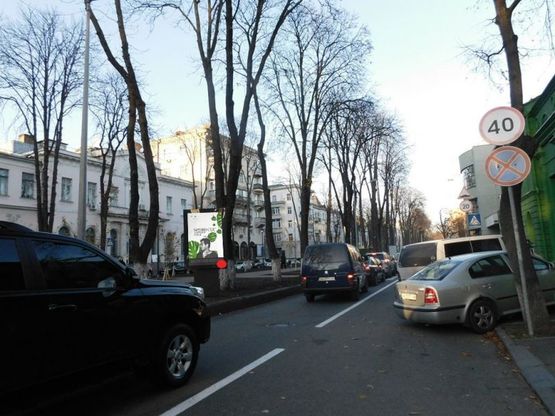 Фото рекламной плоскости по адресу Липская ул.  7/22, бульварная часть