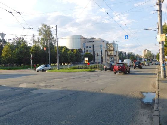 Фото рекламної площини за адресою Народного ополчения ул. 5