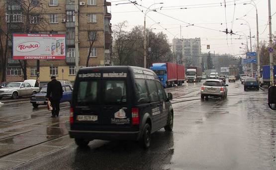 Фото рекламной плоскости по адресу Полярная/рынок Полесье (В) на ул.Фрунзе