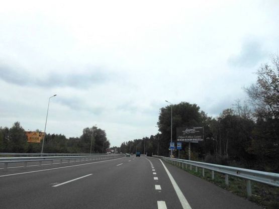 Фото рекламной плоскости по адресу Новообухівська траса, возле ресторана "Чумацький шлях", км 27+850 право