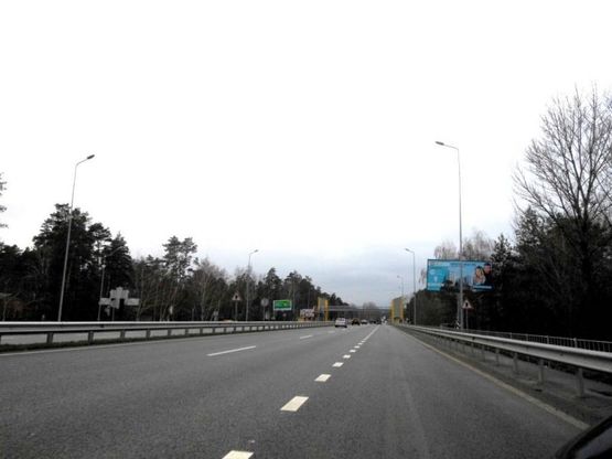 Фото рекламной плоскости по адресу Новообухівська траса, напротив ресторана "Три мушкетера", км 28+350 лево