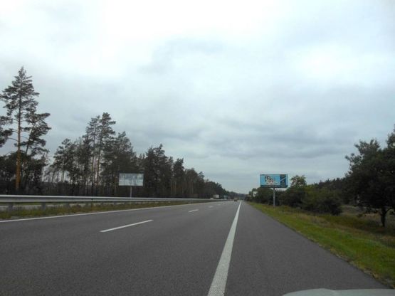 Фото рекламної площини за адресою Новообухівська траса 35+600 ліворуч