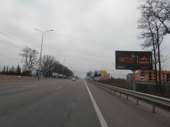 Фото рекламной плоскости по адресу с. Гатне, траса М-05 Київ-Одеса, км 14+580 право