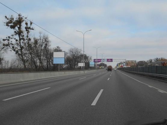 Фото рекламной плоскости по адресу с. Чабани, траса М-05 Київ-Одеса, км 16+090 право