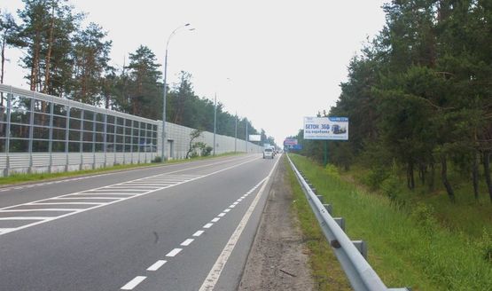 Фото рекламной плоскости по адресу Конча-Заспа, траса Р-02, км 29+100 право, котедж. містечко "РОМАНОВО", комплекс "Сезони SPA", ресторан "Giardino", супермаркет "Wine Time"