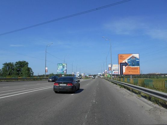 Фото рекламной плоскости по адресу м. Ірпінь, траса М-07, км 22+850 право