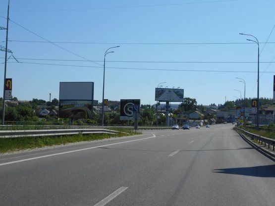 Фото рекламной плоскости по адресу м. Ірпінь, траса М-07, км 22+850 право