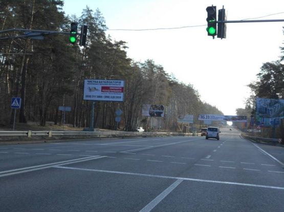 Фото рекламной плоскости по адресу смт. Гостомель, траса М-07 Київ-Ковель, км 21+650 право