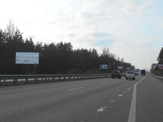 Фото рекламной плоскости по адресу с. Капітанівка, траса М-06 Київ-Чоп (Житомир), км 23+220 ліво