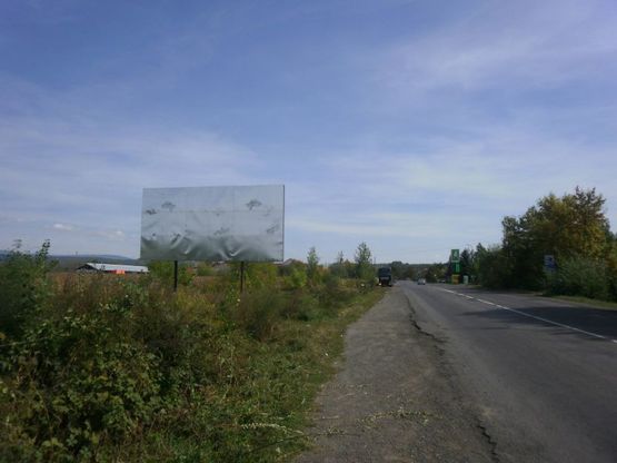 Фото рекламної площини за адресою Мукачево-Рогатин, с.Залужжя (напрямок на м.Іршава)