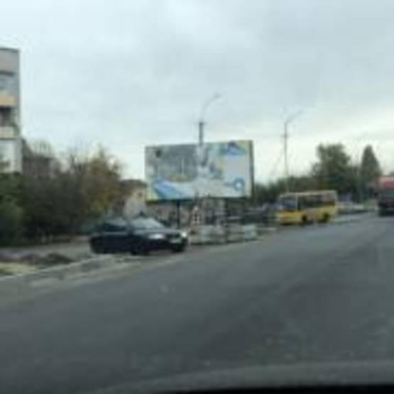 Фото рекламної площини за адресою вул.Берегівська, біля мосту 1