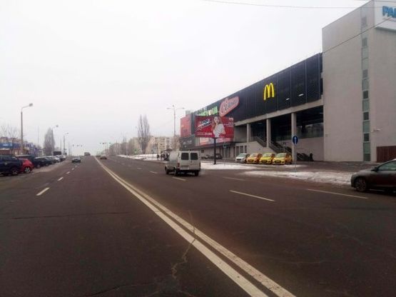 Фото рекламной плоскости по адресу Градинская ул.,57 (напротив)  (" Район")