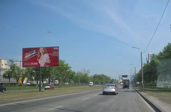 Фото рекламної площини за адресою Богатырская ул., ( 200 м к Добрынинской на Вышгород)