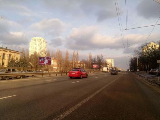 Фото рекламной плоскости по адресу Победы пр., 126 (850 м. до ст. м. "Святошин")